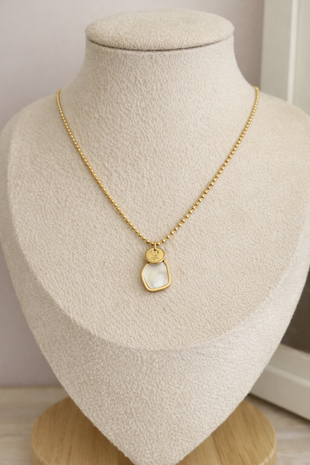 Delicate Pearl Necklace