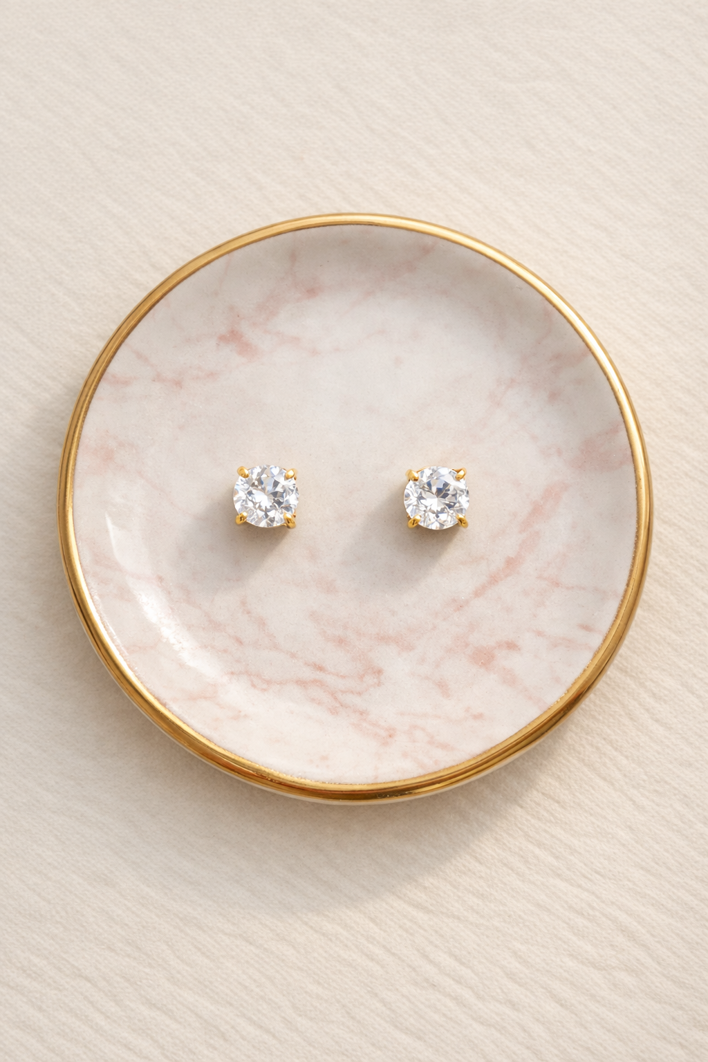Round Brilliant-Cut Studs